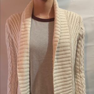 Women’s Cream Cable Knit Sweater